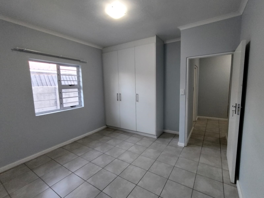 To Let 3 Bedroom Property for Rent in Rustdal Western Cape